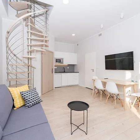 Avenue 22 * 포즈난