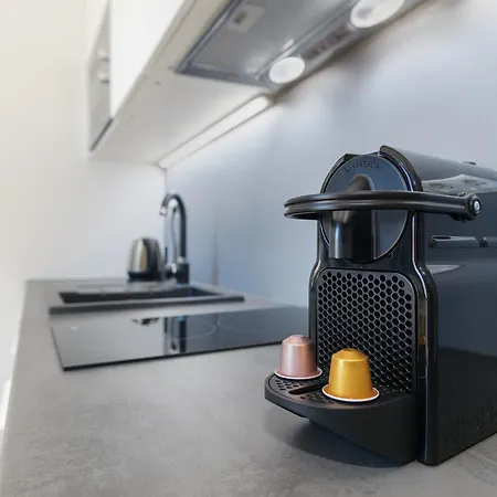 Avenue 22 Познань